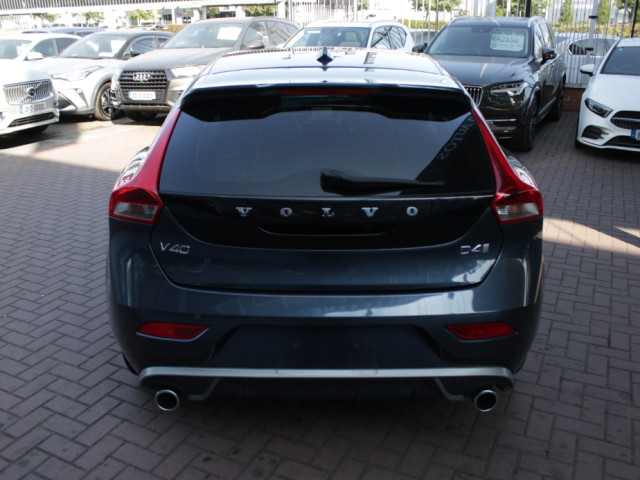 Image for 2018 Volvo V40 D4 INSCRIPTION 5DR HATCHBACK AUTOMATIC // WITH 137, 000 KM'S // BUY WITH CONFIDENCE AA AND SIMI APPROVED DEALER 2026 // FINANCE ARRANGED // ALL TRADE INS WELCOME //