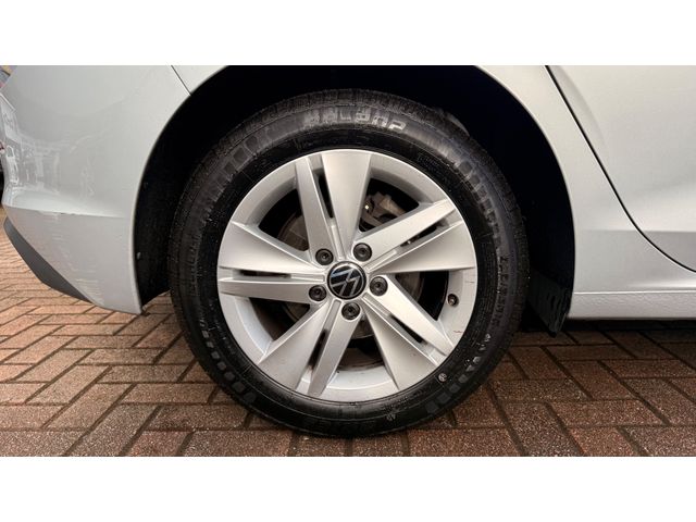 Image for 2023 Volkswagen Golf Life 1.0 TSI 110HP 5DR