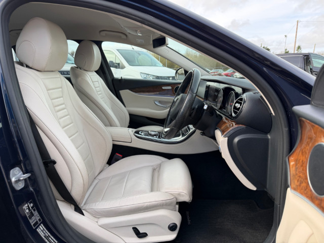Image for 2017 Mercedes-Benz E Class E 200 d D Avantgarde Automatic * REVERSING CAMERA / HEATED SEATS * 