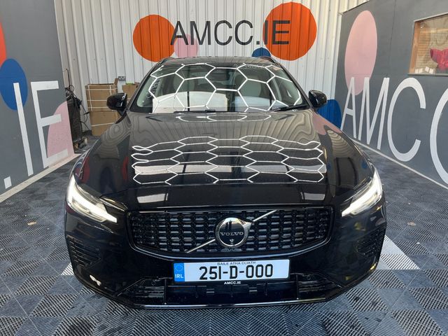 Image for 2025 Volvo V60 2025 VOLVO V60 4WD ULTRA T6 AWD PLUG-IN HYBRID AUTOMATIC/ CRUISE CONTROL / 360 CAMERA / ELECTRIC MEMORY & HEATED SEATS / HEATED STEERING WHEEL / APPLE CARPLAY / PANORAMIC SUNROOF / ELTRIC SEAT & MORE