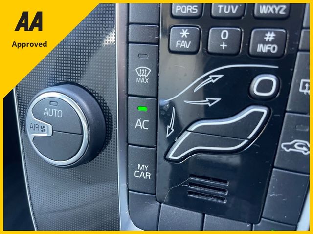 Image for 2017 Volvo V40 D2 MOMENTUM ED FREE DELIVERY