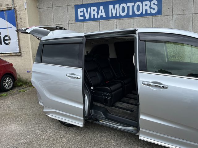 Image for 2017 Honda Odyssey ABSOLUTE 7 SEATER AUTOMATIC HYBRID 2.0 PETROL //HIGH SPEC//LOW MILES// 