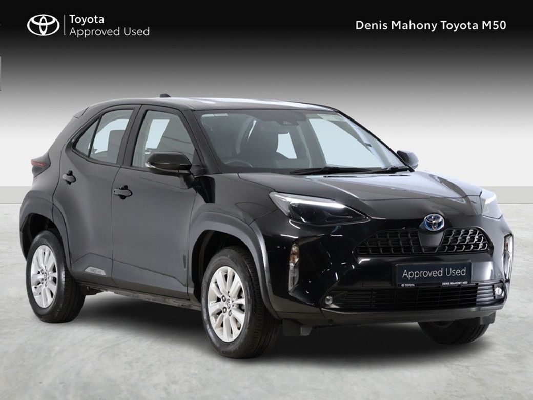 Image for 2024 Toyota Yaris Cross Luna Hybrid
