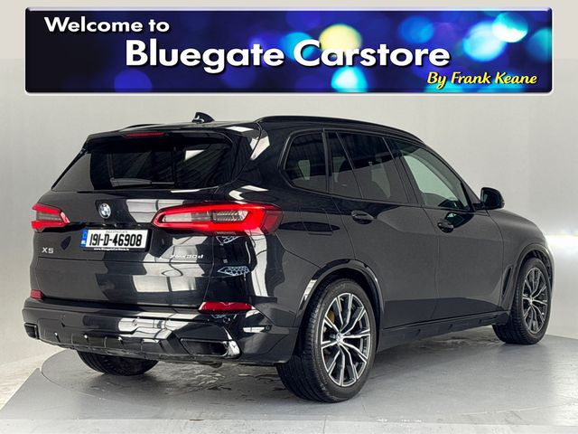 Image for 2019 BMW X5 XDRIVE 30D XLINE**BLACK LEATHER INTERIOR**FRONT HEATED ELECTRIC SEATS**AMBIENT LIGHTING**TOUCH SCREEN INFOTAINMENT**REVERSE CAMERA**PARKING SENSORS**UPGRADED ALLOYS**FINANCE AVAILABLE**