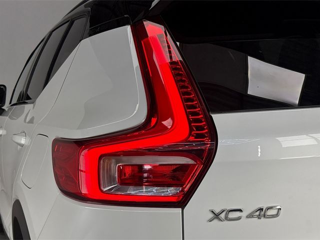 Image for 2024 Volvo XC40 Rchrg Core EXT*FRONT HEATED SEATS*MULTIFUNCTIONAL STEERING WHEEL**KEYLESS START**TOUCH SCREEN INFOTAINMENT**APPLE CARPLAY/ANDROID AUTO**BLACK CLOTH INTERIOR**ISOFIX**DIGITAL DASH**FINANCE ARRANGED**