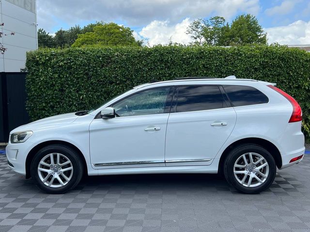 Image for 2017 Volvo XC60 D4 CLASSIC 2.0 D AUTO // OPENING PAN ROOF // LEATHER HEATED SEATS // REVERSE CAMERA