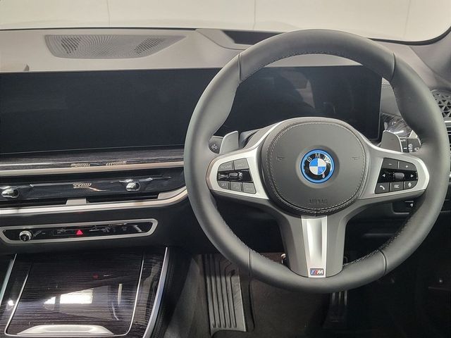 Image for 2026 BMW X5 xDrive50e M Sport