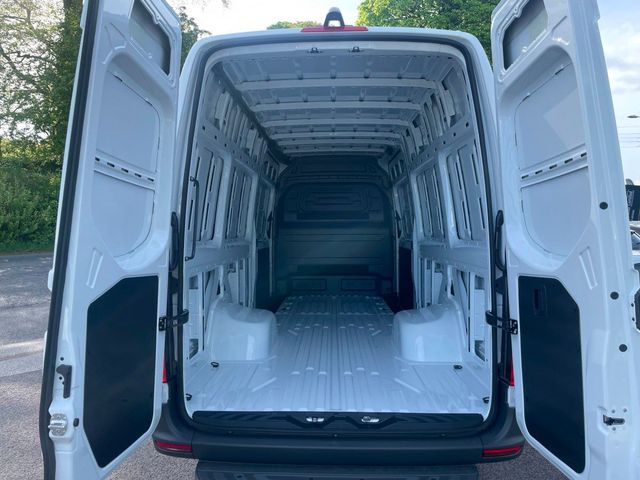 Image for 2025 Mercedes-Benz Sprinter 