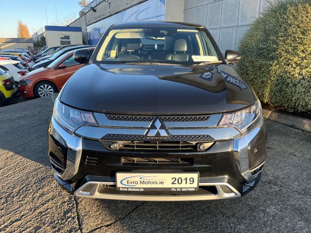 Image for 2019 Mitsubishi Outlander G 4WD AUTOMATIC 2.4 PETROL //HIGH SPEC//HEATED ELECTRIC SEATS//KEYLESS ENTRY//HEATED STEERING WHEEL//