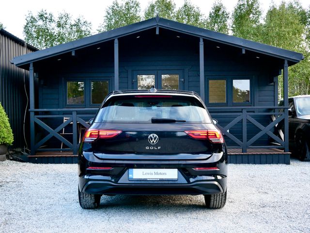Image for 2021 Volkswagen Golf LIFE 1.0 TSI 110HP **DEPOSIT TAKEN** CRUISE CONTROL, CLIMATE CONTROL, DRIVER ASSIST SUITE, COMFORT SEATS, AMBIENT LIGHTING