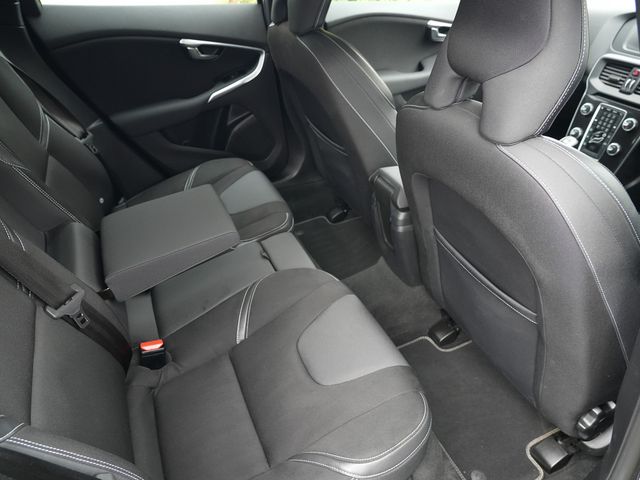 Image for 2017 Volvo V40 2.0 Diesel Manual V40 Momentum