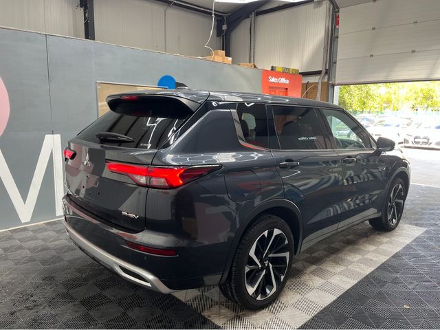 Image for 2024 Mitsubishi Outlander €45950 2024 MITSUBISHI OUTLANDER P 4WD PHEV 2.4 AUTOMATIC / CRUISE CONTROL / 360° CAMERA / ELECTRIC MEMORY & HEATED SEATS / HEATED STEERING WHEEL / PANORAMIC SUNROOF / 7 SEATS OPTION / PADDLE SHIFT