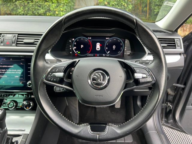 Image for 2023 Skoda Superb AMBITION ESTATE 2.0 TDI // 