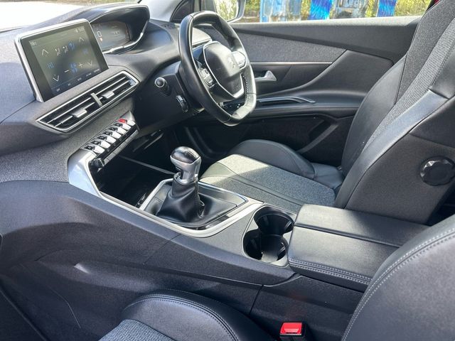 Image for 2020 Peugeot 5008 ALLURE 1.2 PureTech 130HP MANUAL