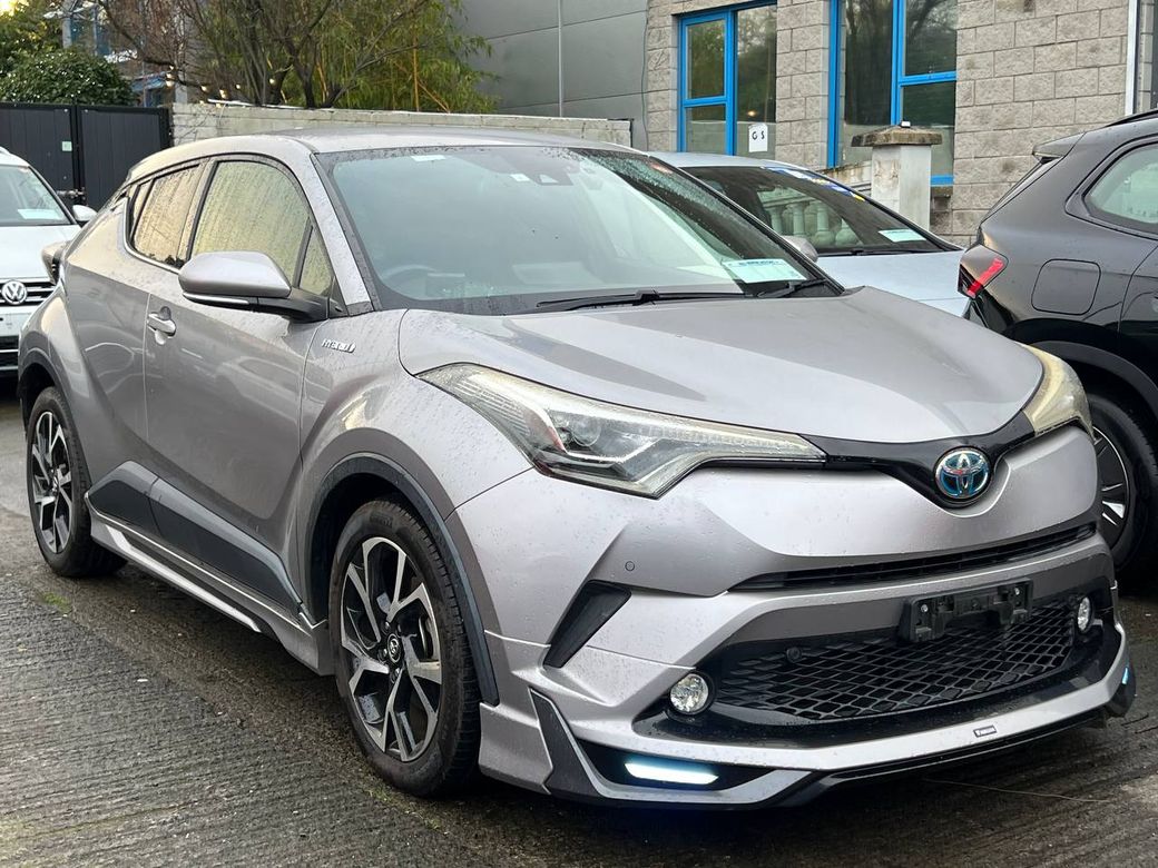 Image for 2017 Toyota C-HR MODELLISTA 1.8 HYBRID // 18" DIAMOND CUT ALLOYS // HEATED SEATS // REVERSE CAMERA
