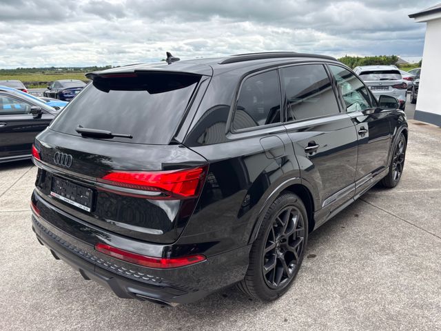 Image for 2024 Audi Q7 TFSI E QUATTRO BLACK EDITION 394PS