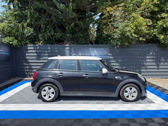 Image for 2018 Mini Cooper Cooper Auto