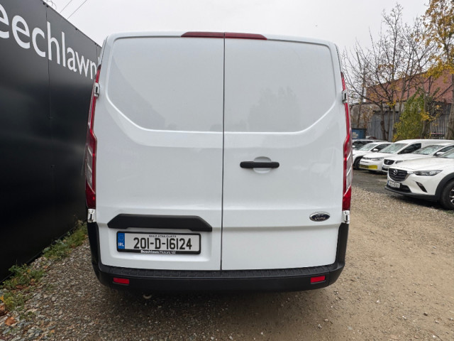 Image for 2020 Ford Transit Custom 300 2.0 TDCI 105PS LWB VAN // PRICE EXCL. VAT // 0NE OWNER // FULL SERVICE HISTORY // 11/26 CVRT // TIMING/WET BELT REPLACED // GREAT CONDITION //
