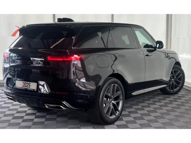 Image for 2025 Land Rover Range Rover Land Rover Range Rover SE DYNAMIC* LIGHT INTERIOR*