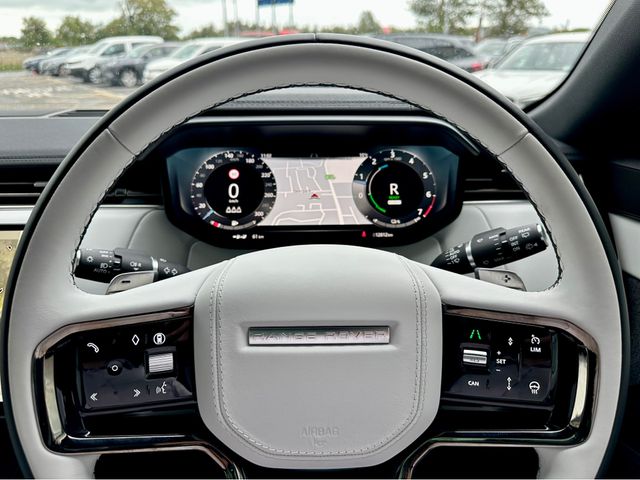Image for 2025 Land Rover Range Rover Sport BOROSCO GREY / LIGHT CLOUD SE DYNAMIC 