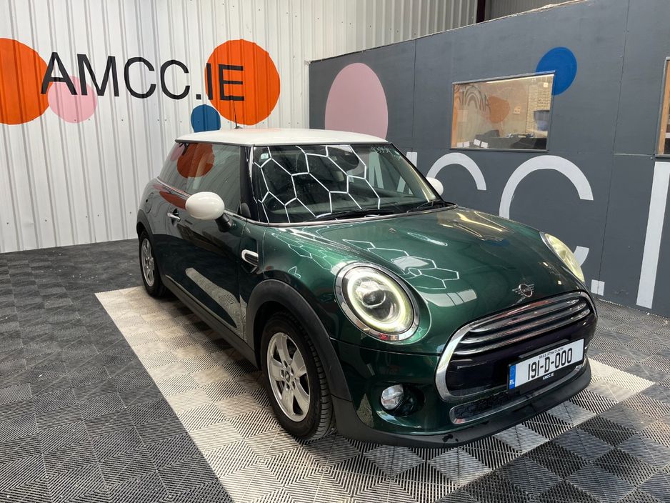 Image for 2019 Mini Cooper 2019 MINI COOPER 1.5 AUTOMATIC / CRUISE CONTROL / PARKING CAMERA AND MORE