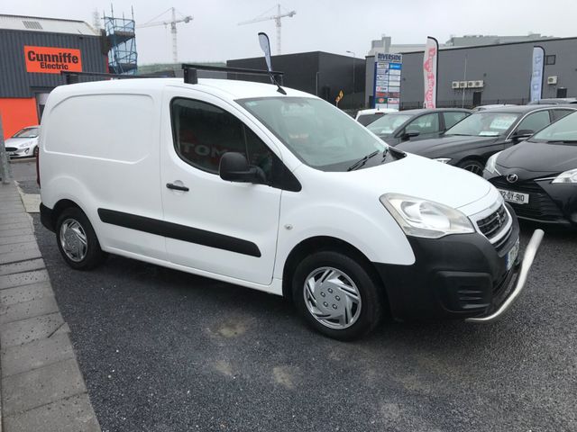 Image for 2017 Peugeot Partner 