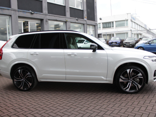 Image for 2022 Volvo XC90 T8 AWD RECHARGE PETROL PLUG-IN HYBRID DARK EDITION SUV AUTOMATIC // STUNNING CAR // BUY WITH CONFIDENCE AA AND SIMI APPROVED DEALER 2026 // FINANCE ARRANGED // ALL TRADE INS WELCOME //