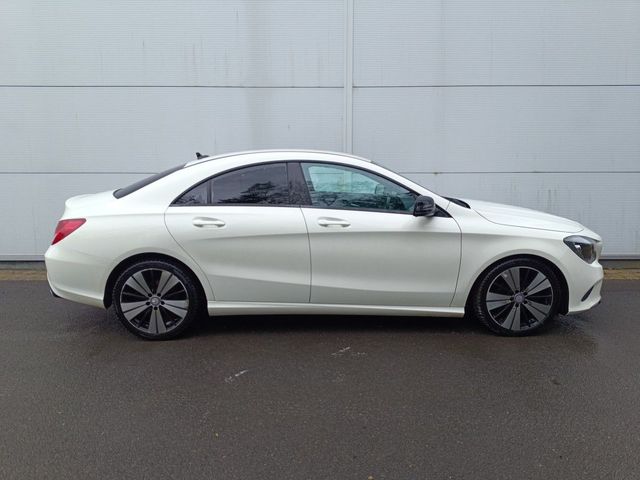 Image for 2017 Mercedes-Benz CLA Class CLA 180 D URBAN 4dr Saloon Leather interior