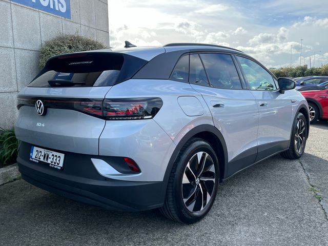 Image for 2021 Volkswagen ID.4 STYLE 58KWH //LOW MILES//HIGH SPEC//HALF LEATHER HEATED SEATS//SAT NAV//REVERSE CAMERA//KEYLESS ENTRY//ADAPTIVE CRUISE CONTROL//HEATED STEERING WHEEL//