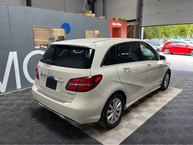Image for 2015 Mercedes-Benz B Class 2015 MERCEDES-BENZ B180 1.6 AUTOMATIC / CRUISE CONTROL / REVERSE CAMERA / ELECTRIC MEMORY & HEATED SEATS / PADDLE SHIFTERS AND MORE