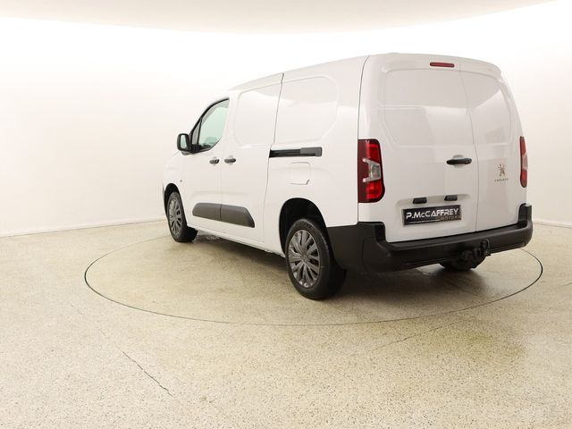 Image for 2022 Peugeot Partner 