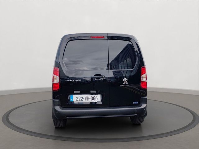 Image for 2022 Peugeot Partner 