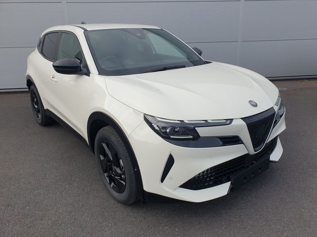 Image for 2025 Alfa Romeo Junior "Ibrida" Hybrid Model with Tech Pack and Premium Pack