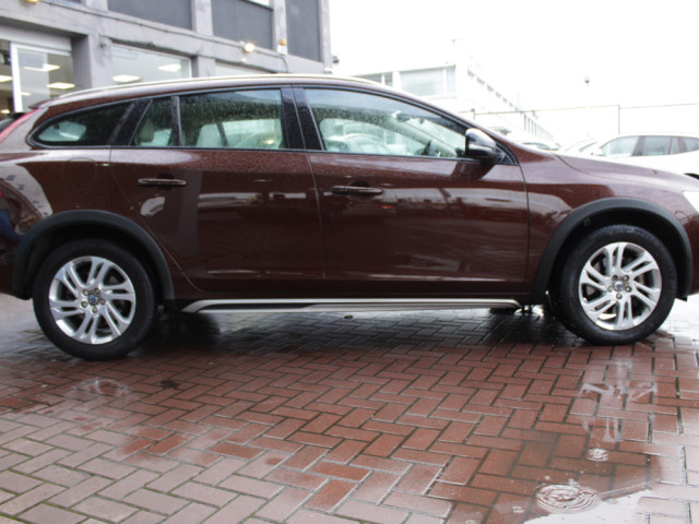 Image for 2016 Volvo V60 2.0D4 CROSS COUNTRY PLUS EDITION AUTO // ONLY 104015 KMS // IMMACULATE CONDITION THROUGH OUT // BUY WITH CONFIDENCE AA AND SIMI APPROVED DEALER 2026 // FINANCE ARRANGED //TRADE INS WELCOME //