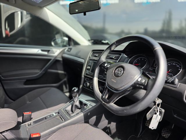 Image for 2018 Volkswagen Golf 1.0 TSI MANUAL REVERSING CAMERA
