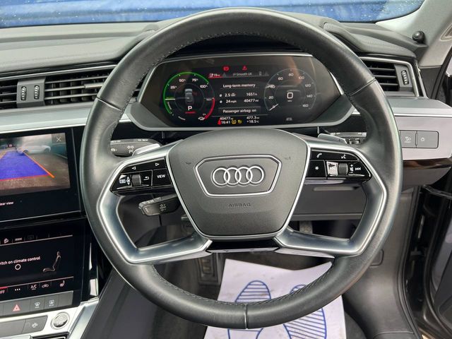 Image for 2021 Audi e-tron 50 QUATTRO // ADAPTIVE AIR SUSPENSION // NEW 22" RSQ8 ALLOYS // SERVICE HISTORY 