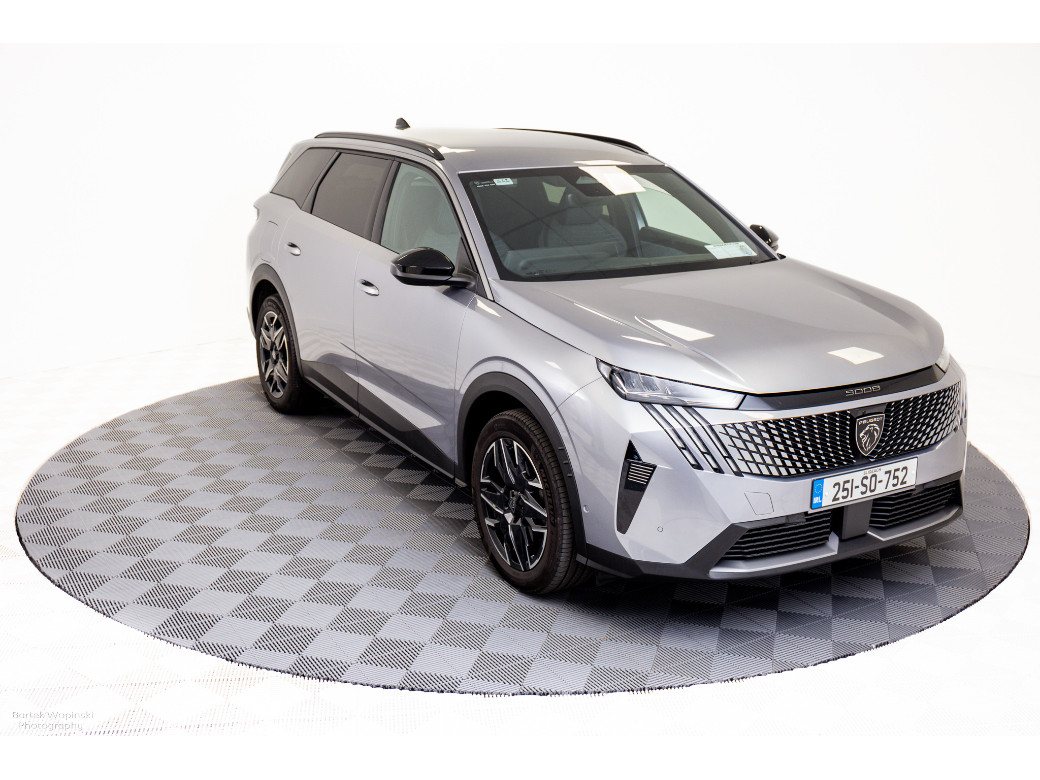 Image for 2025 Peugeot 5008 Allure HYBRID Auto 145HP - 7 Seats