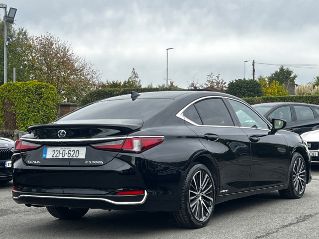Image for 2022 Lexus ES 300h ES300H DYNAMIC AUTO *HUGE SPEC*