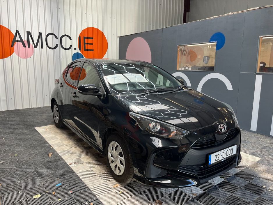 Image for 2022 Toyota Yaris 2022 TOYOTA YARIS X 1.0 AUTOMATIC / REVERSE CAMERA AND MORE