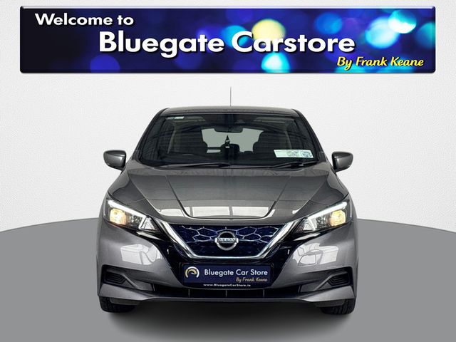 Image for 2022 Nissan Leaf 40K EV XE 40KW COLD PK**KEYLESS START**FRONT HEATED SEATS**MULTIFUNCTIONAL STEERING WHEEL**BLACK CLOTH INTERIOR**ELECTRIC MIRRORS**AIR CONDITIONING**ISOFIX**FINANCE ARRANGED**