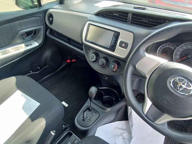 Image for 2016 Toyota Yaris 