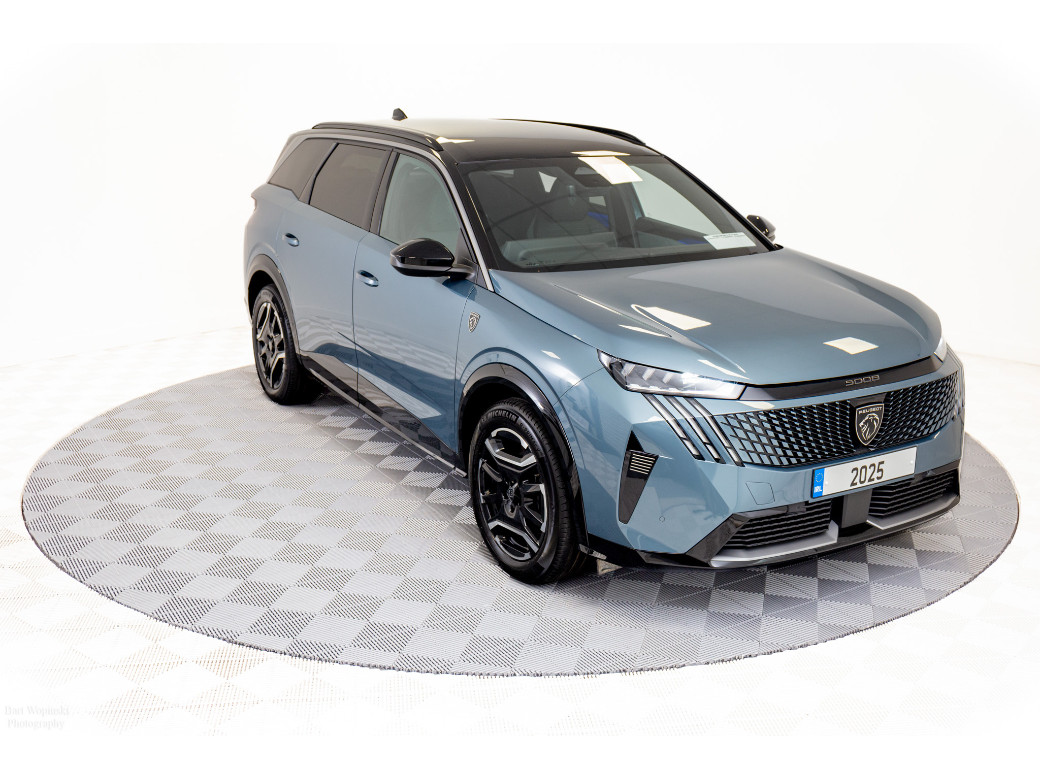 Image for 2025 Peugeot 5008 E-GT 73kWh 210HP - 7 seats