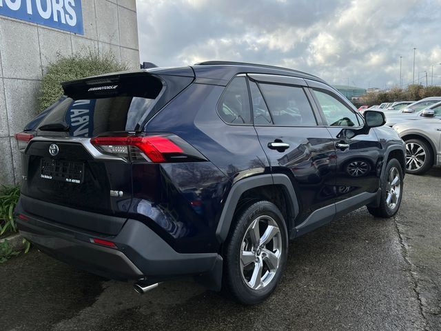 Image for 2021 Toyota Rav4 G 4WD HYBRID AUTOMATIC 2.5 PETROL //ELECTRIC MEMORY DRIVERS SEAT//HEATED SEATS AND STEERING WHEEL//KEYLESS ENTRY// 