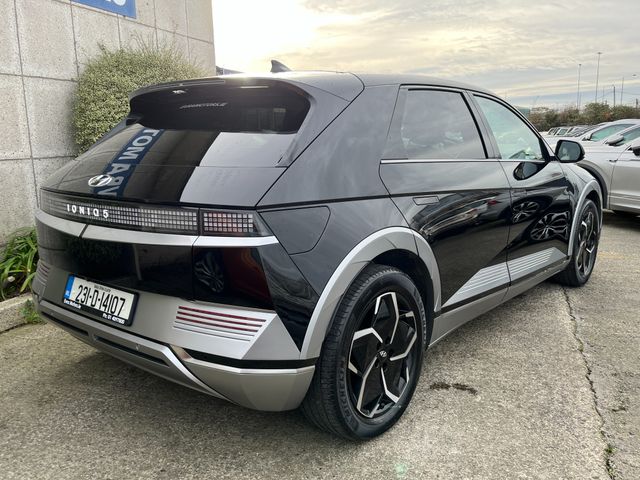 Image for 2023 Hyundai Ioniq 5 PREMIUM LE 58KW //FULL LEATHER SEATS//HEATED SEATS AND STEERING WHEEL//ADAPTIVE CRUISE CONTROL// 