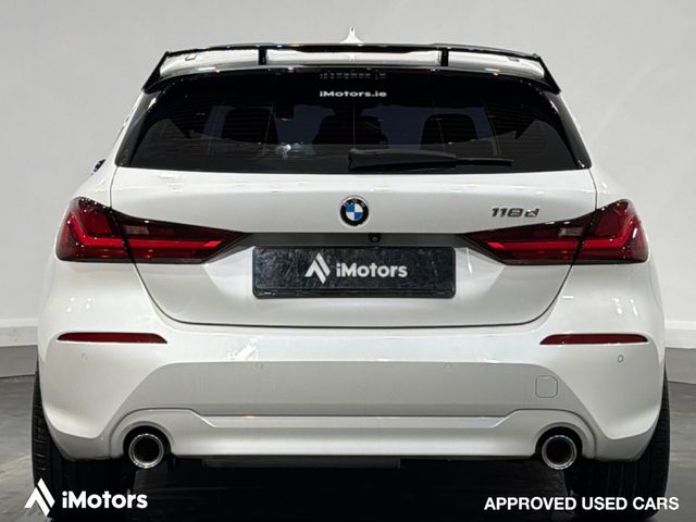 Image for 2021 BMW 1 Series M-PERFORMACE STYLING