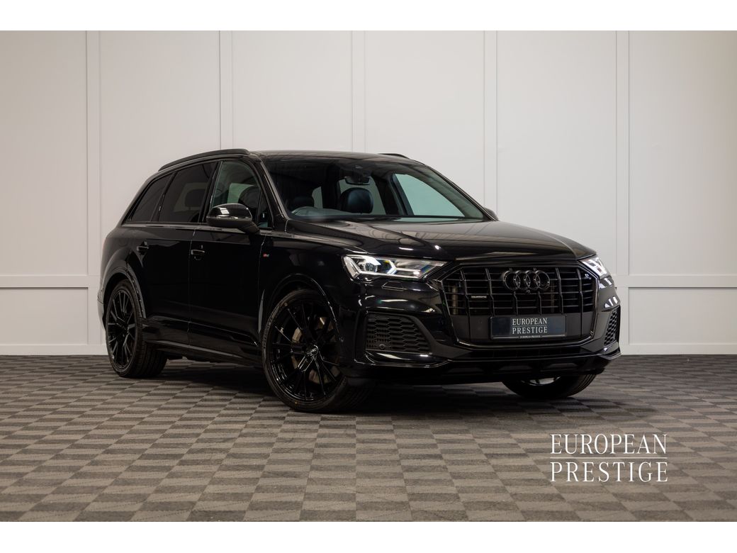 Image for 2023 Audi Q7 55 TFSIe Black Edition S-Line