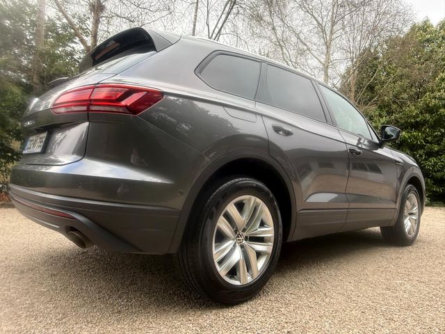 Image for 2023 Volkswagen Touareg 3.0 TDI 4MOTION COMMERCIAL *ADAPTIVE CRUISE CONTROL*