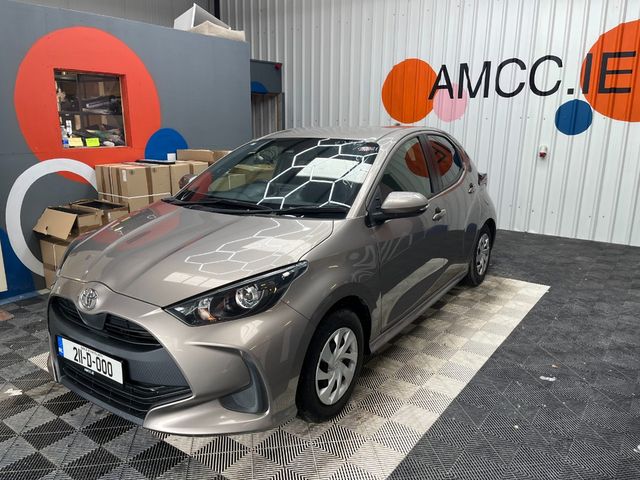 Image for 2021 Toyota Yaris 2021 TOYOTA YARIS X 1.0 AUTOMATIC / REVERSE CAMERA AND MORE