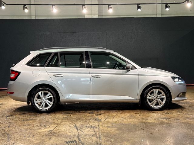 Image for 2022 Skoda Fabia 1.0 TSI - PARKING SENSORS - STEERING WHEEL CONTROLS 