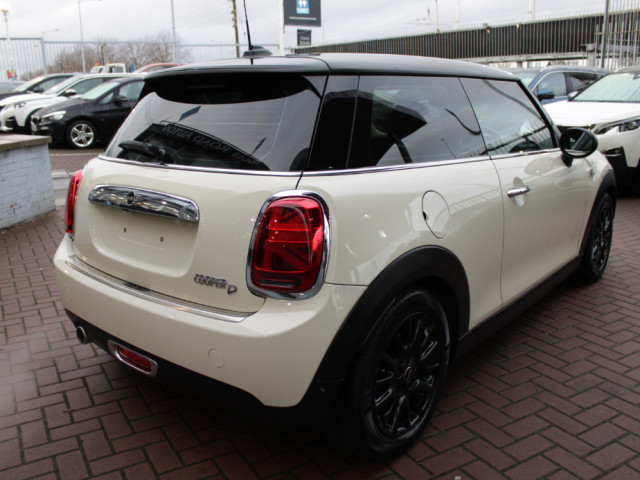 Image for 2019 Mini Cooper 1/5D COOPER SPORT EDITION WITH ONKLYB 79, 000KM'S // WHAT A CAR // HEATED LEATER RECARO TYPE SEATS // WELL WORTH VIEWING // BUY WITH CONFIDENCE AA AND SIMI APPROVED DEALER 2026 // FINANCE ARRNAGED // 